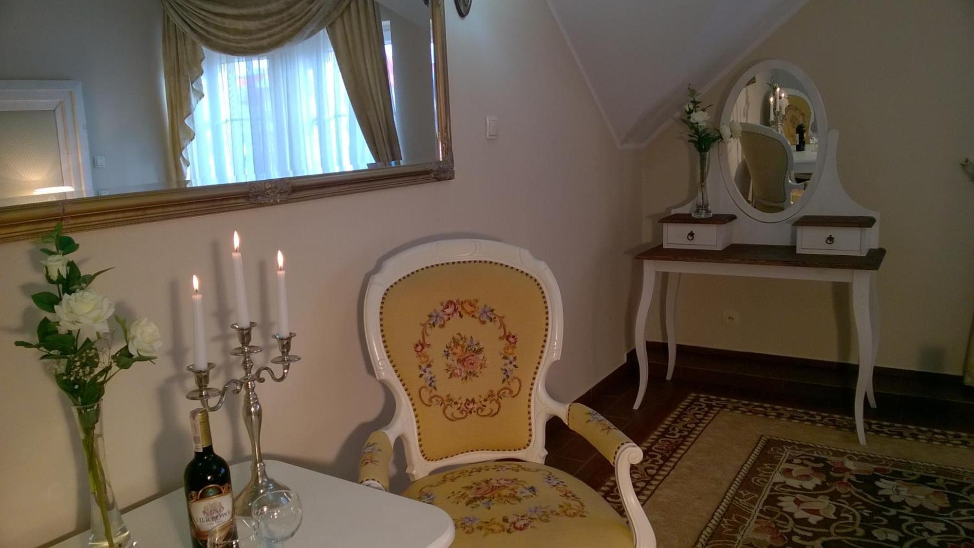 Hotel Pod Herbem -Pokoje Ozonowane Bialystok Room photo